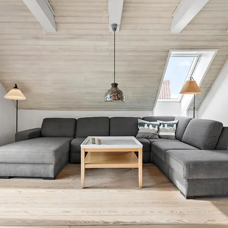 3 Bedroom Awesome In *