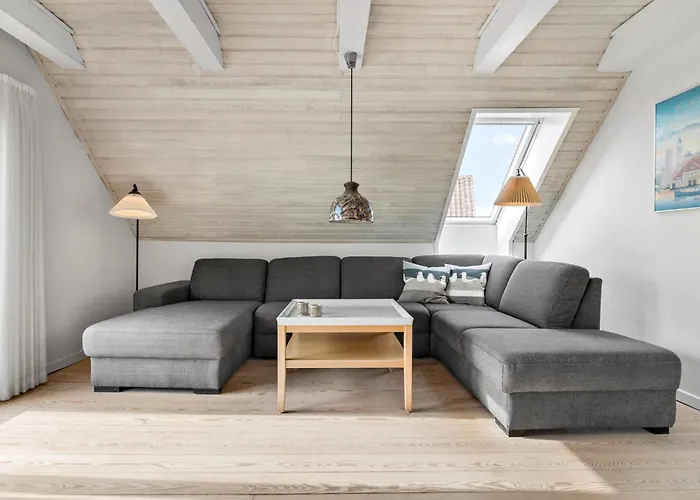 3 Bedroom Awesome In *