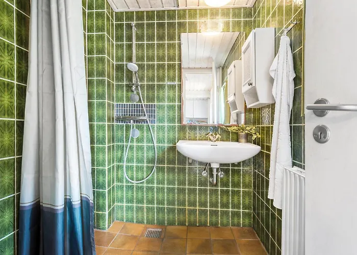 Hébergement de vacances 3 Bedroom Awesome In